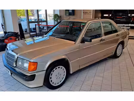 Mercedes-Benz 190 2.3 170