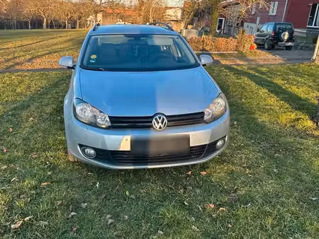 Volkswagen Golf 1.6 TDI 105