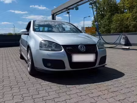 Volkswagen Golf GTI 2.0 200