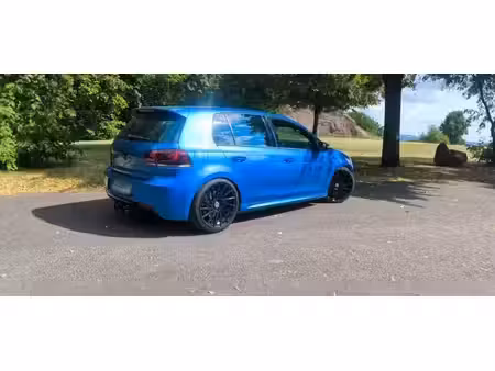 Volkswagen Golf R 2.0 TSI 270 4Motion