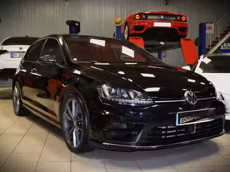 Volkswagen Golf R32