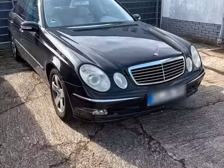 Mercedes-Benz Classe E E 200