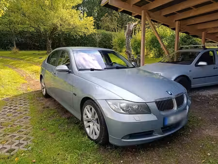 BMW Série 3 325i 2.5 218