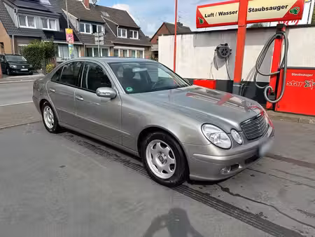 Mercedes-Benz Classe E E 200