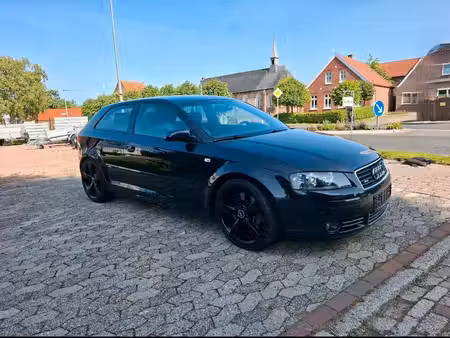 Audi A3 V6 3.2 250 quattro