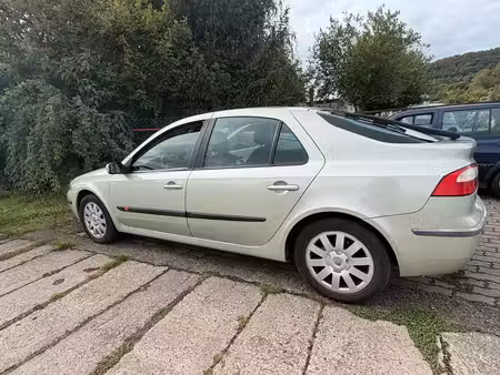 Renault Laguna 1.9 dCi 120