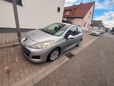 Peugeot 207 1.4 75