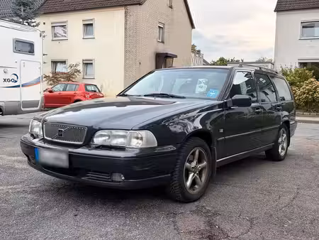 Volvo V70 2.0 126