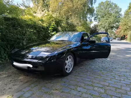 Porsche 944 S2 3.0 211