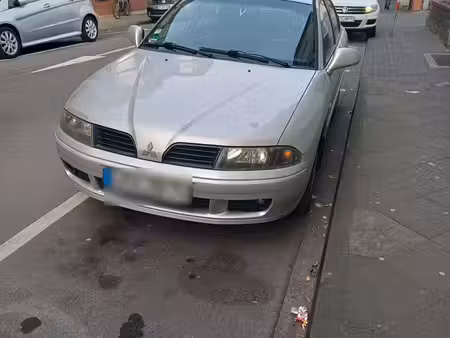 Mitsubishi Carisma 