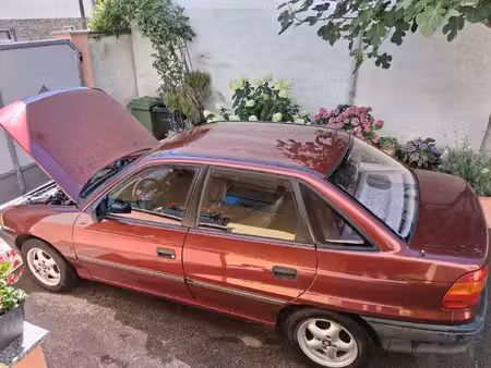 Opel Astra 1.6 75 GSI
