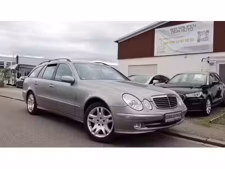 Mercedes-Benz Classe E E 320