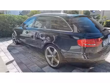 Audi A4 V6 2.7 TDI 190 S line