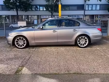 BMW Série 5 525i 2.5 192