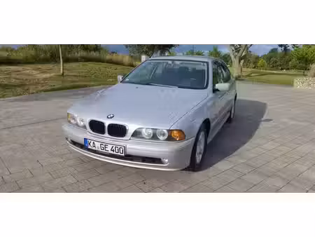 BMW Série 5 520i 2.0 150