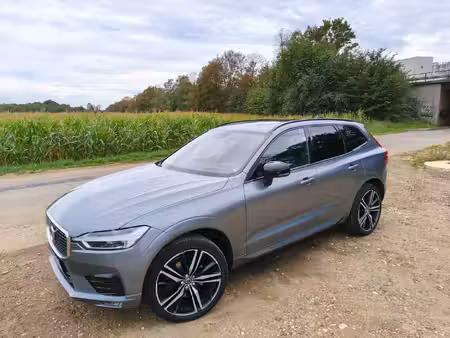 Volvo XC60 D5 2.0 235 R Design 4x4