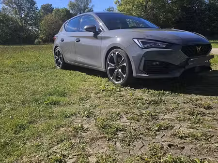 Cupra Leon 2.0 TSI 300