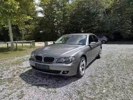 BMW Série 7 740i 4.0 306