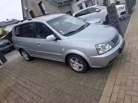 Kia Carens 2.0 144
