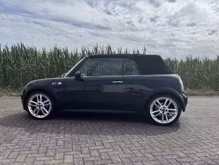 Mini Cabrio John Cooper Works 1.6 211