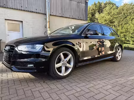 Audi A4 2.0 TDI 150 Ambition quattro