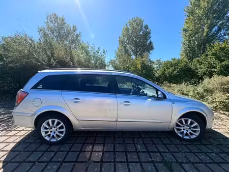 Opel Astra 1.8 140 Cosmo
