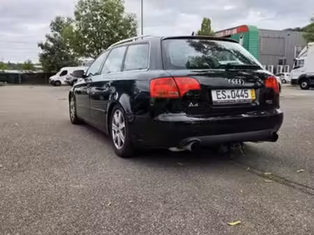 Audi A4 2.0 TFSI 200 quattro