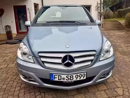 Mercedes-Benz Classe B B 200