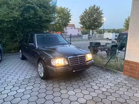 Mercedes-Benz Classe E E 220