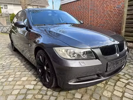 BMW Série 3 318i 2.0 143
