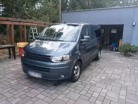 Volkswagen Transporter T5 2.5 TDI 174 Highline