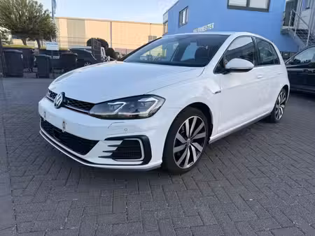 Volkswagen Golf GTE 1.4 TDI 150