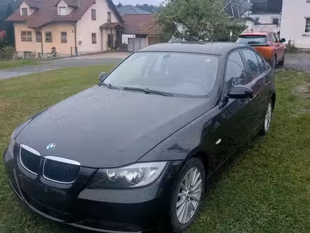 BMW Série 3 320i 2.0 170
