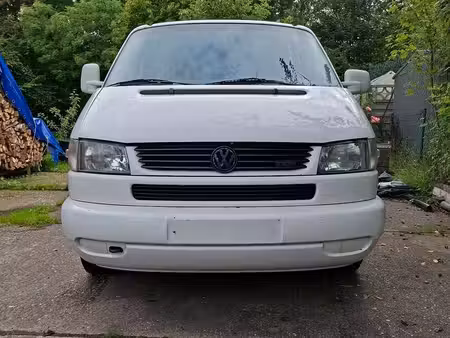 Volkswagen Transporter T4 2.5 TDI 102