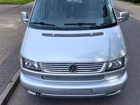 Volkswagen Transporter T4 2.5 TDI 102
