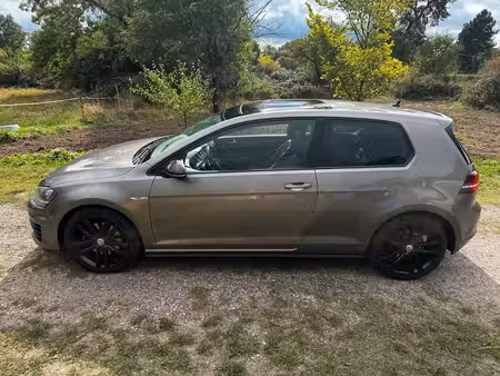 Volkswagen Golf GTD 2.0 TDI 184