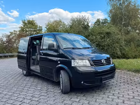 Volkswagen Transporter T5 2.5 TDI Highline