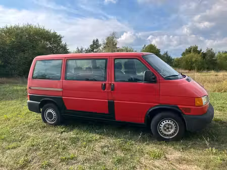Volkswagen Transporter T4 2.4 75