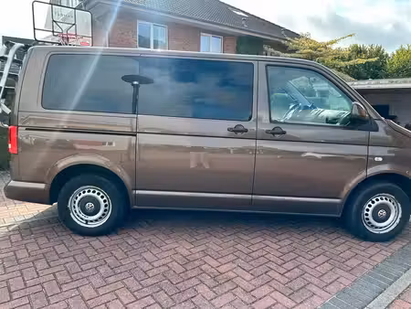 Volkswagen Transporter T5 2.0 TDI 140