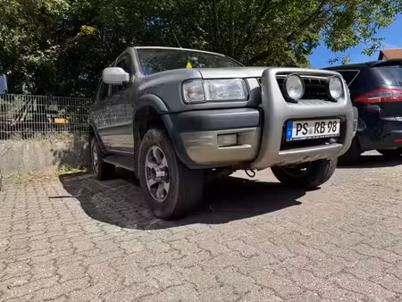 Opel Frontera 2.2