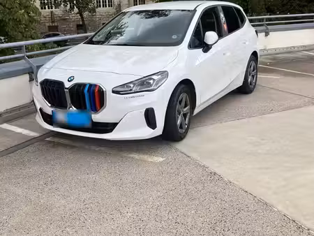 BMW Série 2 218i 1.5 136