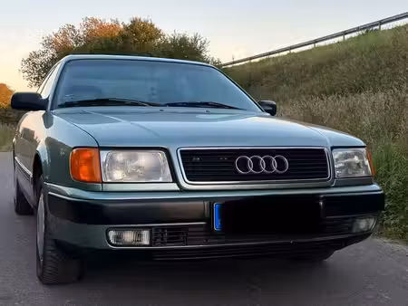 Audi 100 