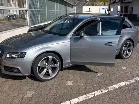 Audi A4 1.8 TFSI 120 S line