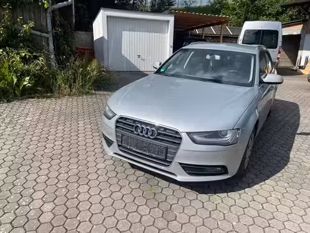 Audi A4 2.0 TDI 143