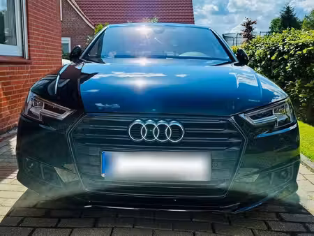 Audi A4 2.0 TDI S line