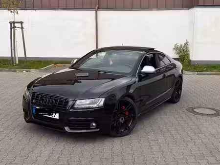 Audi A5 S5 V8 4.2 FSI 354 quattro