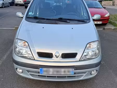 Renault Scénic 1.6 110