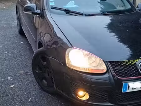 Volkswagen Golf 2.0 TDI 140