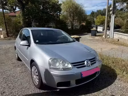 Volkswagen Golf 1.6 102