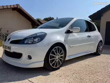 Renault Clio RS 2.0 200
